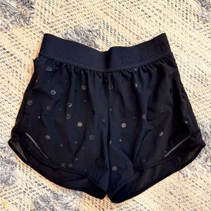 Lululemon Hotty Hot Short Logo